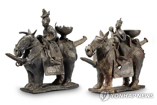 금령총에서 나온 기마인물형 토기 [문화재청 제공]