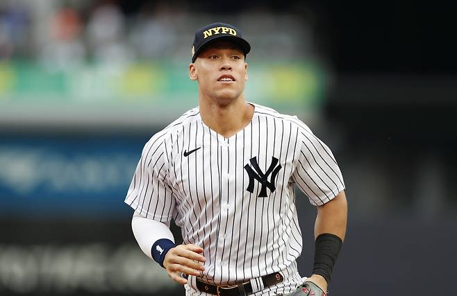 ESPN 기자와 해설위원 7명 중 5명은 애런 저지가 뉴욕 양키스와 재계약할 것으로 예상했다. AP연합뉴스