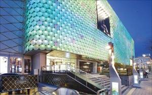 갤러리아 명품관.