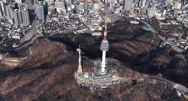 네이버 랩스의 디지털 트윈 기술 '어라이크(ALIKE)'를 기반으로 서울시 전체를 3D 모델로 구현한 'S-MAP' 속 남산타워의 모습. (사진=네이버 랩스) *재판매 및 DB 금지