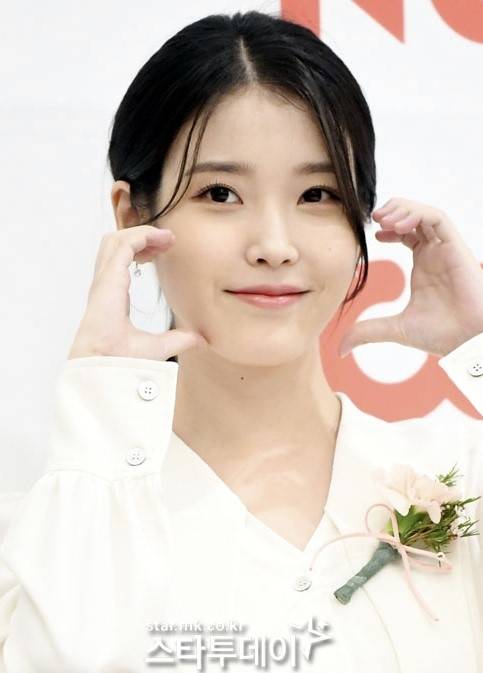 이지은 신인상 영예. 사진I유용석 기자