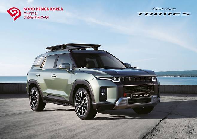 토레스가 굿디자인 어워드에서 금상인 국무총리상을 받았다. /쌍용차 제공