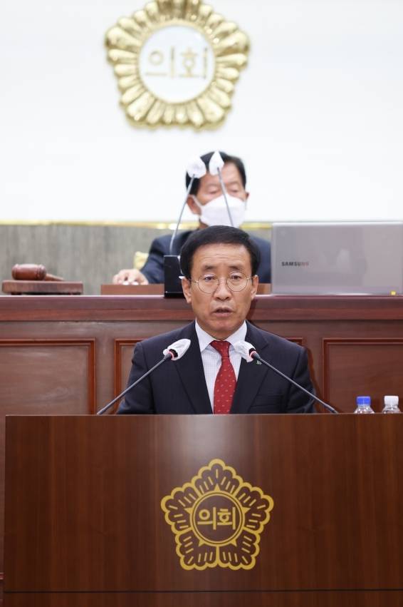 시정연설 하는 김문근 단양군수 단양군 제공. 재판매 및 DB 금지