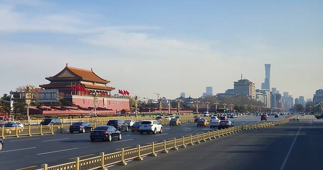 미세먼지 없는 중국 베이징 톈안먼광장 모습. 연합뉴스
