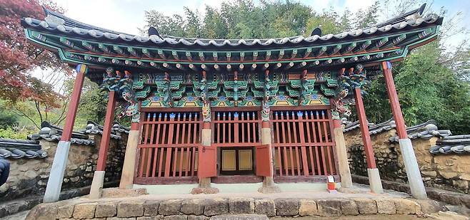 고흥 여산송씨 쌍충 정려각