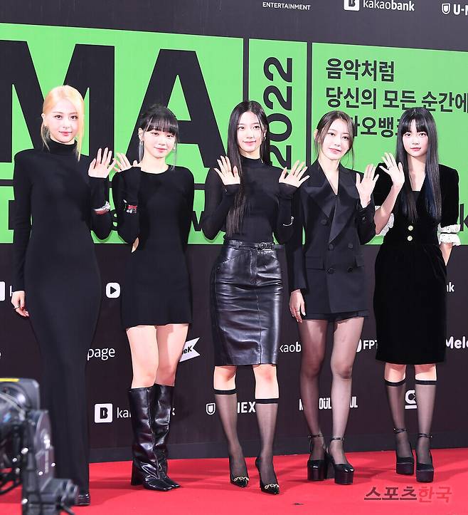 '2022 멜론뮤직어워드'(MMA2022)에 참석한 르세라핌. ⓒ이혜영 기자 lhy@hankooki.com