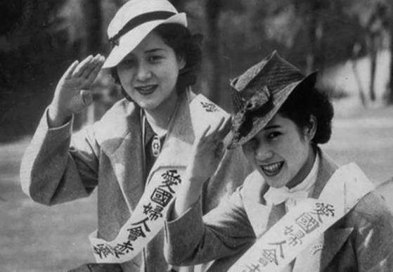 만주를 휘젓고 다닌 일본 애국부인회 회원들. [사진 김명호]