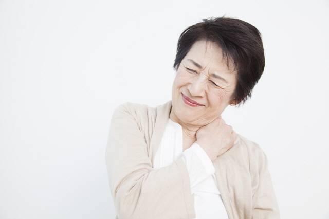 파스는 증상과 피부 상태 등에 따라 적절한 제품을 선택해야 한다.  /게티이미지뱅크