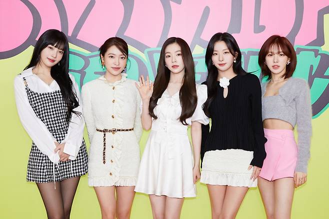 Red Velvet members pose for a picture during the press conference for its new album "The ReVe Festival 2022 - Birthday" in Seoul on Monday. (SM Entertainment)