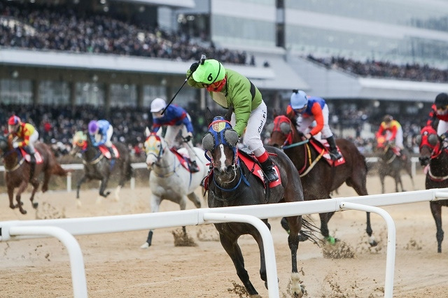 2022년 대통령배 라온퍼스트, 최범현 기수 우승 장면. 사진=한국마사회 제공