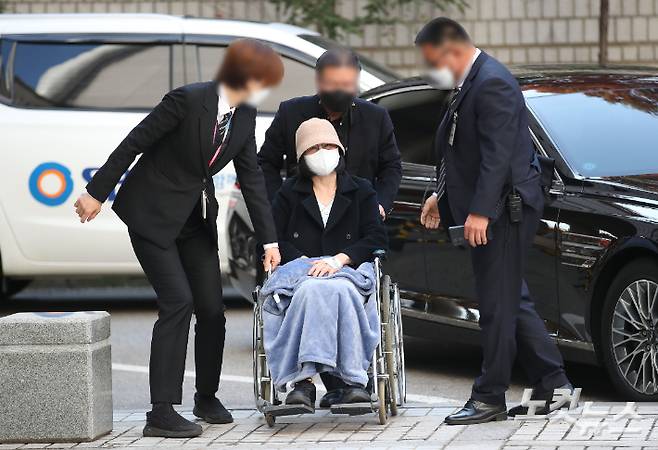 자녀 입시 비리 혐의로 재판을 받는 정경심 전 동양대 교수. 황진환 기자