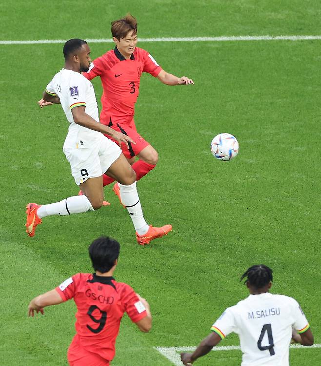 ▲ 2022 카타르 월드컵 전까지 55경기를 소화하고 온 김진수 ⓒ연합뉴스