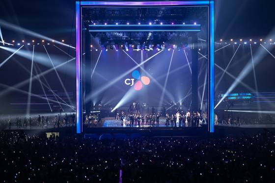 The stage at the first day of the two-day 2022 Mnet Asian Music Awards ceremony held at the Kyocera Dome Osaka in Osaka on Nov. 29 [MNET]
