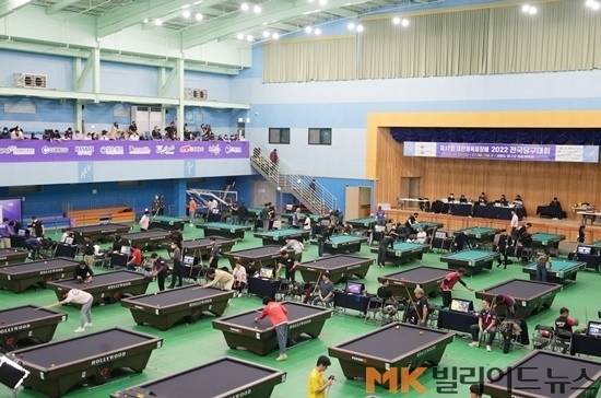 지난 11월 강원도 양구에서 열린 ‘제17회 대한체육회장배 전국당구대회’ 동호인3쿠션 단체전에서 ‘부정핸디’가 적발돼 해당팀이 실격처리됐다. 사진은 ‘17회 대한체육회장배’ 현장으로 기사 내용과는 관련이 없다. (사진=MK빌리어드뉴스 DB)