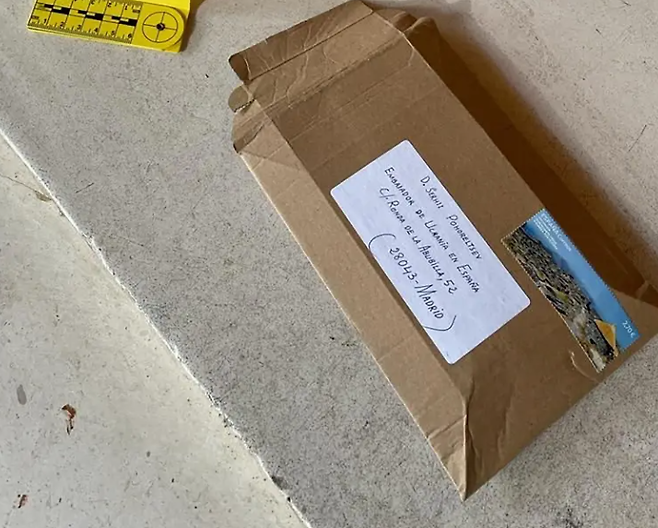 스페인 마드리드에 있는 우크라이나 대사관에 도착한 폭탄 우편물