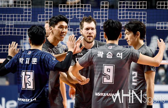 득점 후 기뻐하는 대한항공ⓒMHN스포츠 이지숙 기자