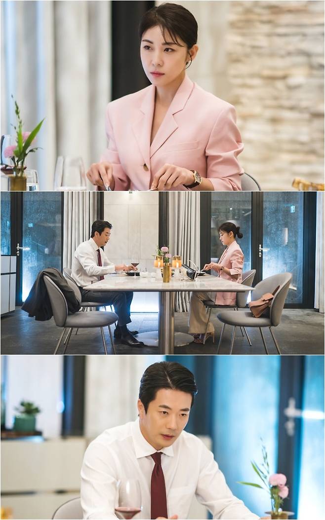 [서울=뉴시스] '커튼콜'.2022.12. 04. (사진 = 빅토리콘텐츠 제공) photo@newsis.com*재판매 및 DB 금지 *재판매 및 DB 금지