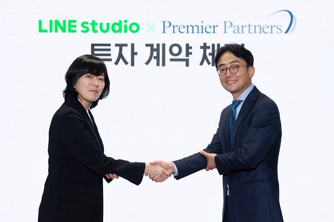 왼쪽부터 이정원 라인스튜디오 대표, 김성은 프리미어파트너스 대표다.