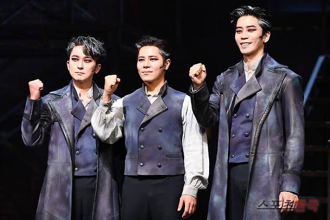 뮤지컬 '스위니토드' 프레스콜에 참석한 강필석, 이규형, 신성록. ⓒ이혜영 기자 lhy@hankooki.com