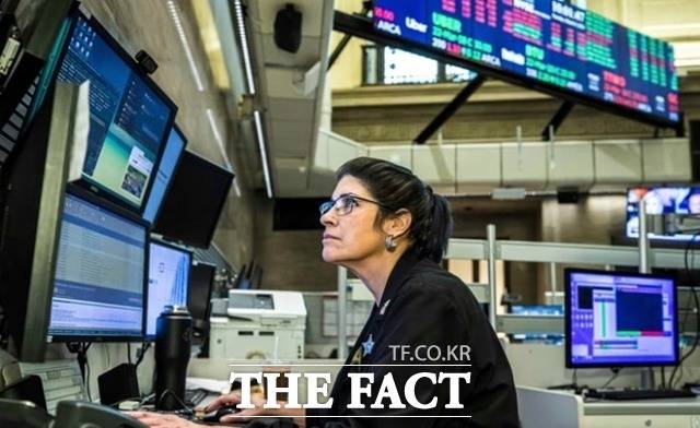 8일(현지시간) 미 뉴욕증권거래소(NYSE)에서 다우존스30산업평균지수는 전 거래일 대비 0.55% 오른 3만3781.48로 장을 마쳤다. /AP.뉴시스