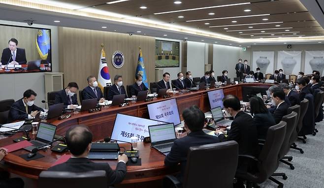 윤석열 대통령이 13일 오전 용산 대통령실 청사에서 55회 국무회의를 주재하고 있다. 사진제공=대통령실