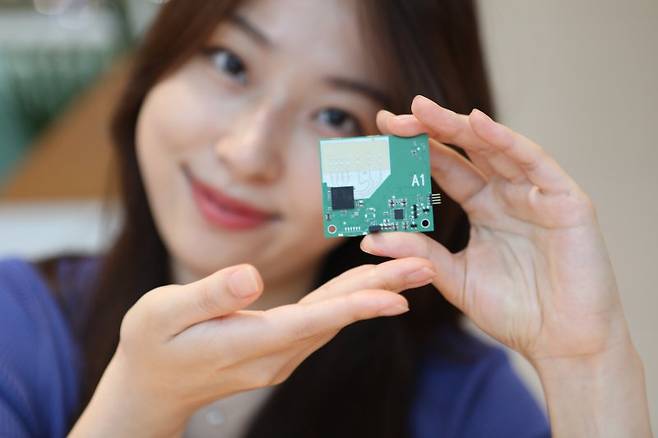 LG이노텍이 개발한 차량 실내용 레이더모듈. LG이노텍 제공