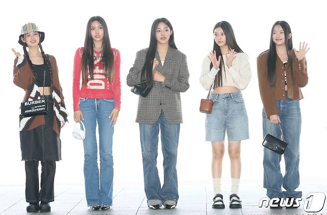 뉴진스(NewJeans)의 다니엘(왼쪽부터) 혜인, 민지, 해린, 하니 ⓒ News1