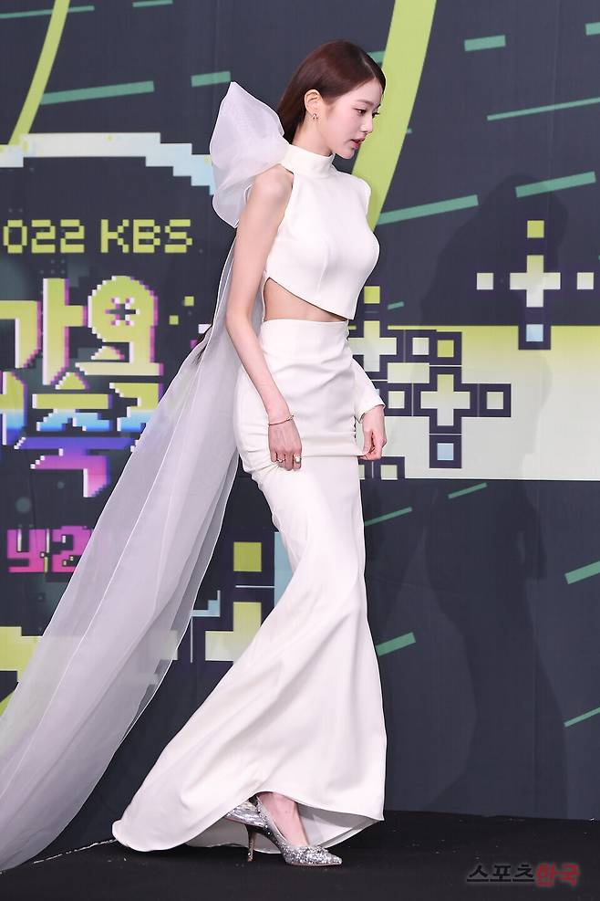 '2022 KBS 가요대축제' 레드카펫 행사에 참석한 아이브 장원영. ⓒ이혜영 기자 lhy@hankooki.com