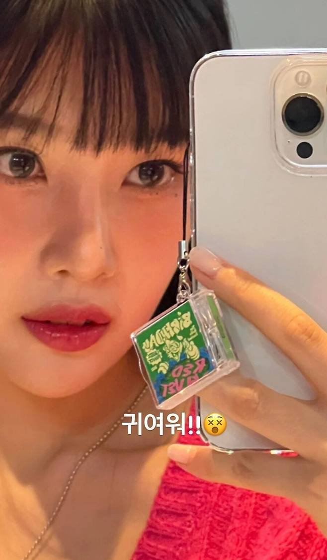 ▲ 레드벨벳 조이. 출처|조이 인스타그램