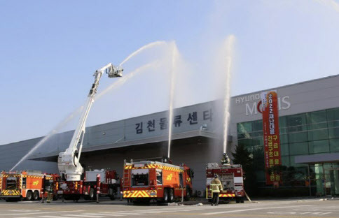 김천소방서 긴급 구조 훈련 모습(사진=김천소방서).