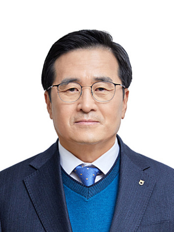 차기 농협캐피탈 대표로 내정된 서옥원 농협생명 마케팅전략부문장.