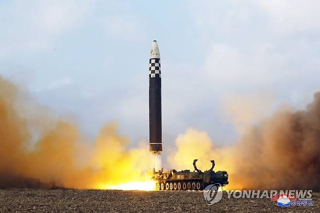 북한 미사일 발사 ※ 기사와 직접 관련이 없는 자료사진입니다.
(평양 조선중앙통신=연합뉴스)[국내에서만 사용가능. 재배포 금지. For Use Only in the Republic of Korea. No Redistribution]