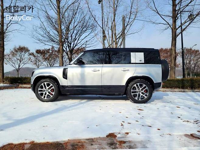 랜드로버 디펜더 P400