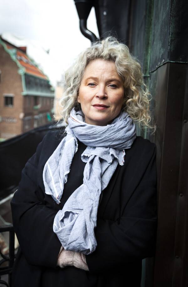 유아들이 느끼는 다양한 감정에 대해 그린 그림책 <누가~>시리즈로 호평받으며 스웨덴 최고의 작가에게 수여하는 ‘엘사 베스코브’ 상을 수상한 스티나 비르센. 스티바 비르센 제공.