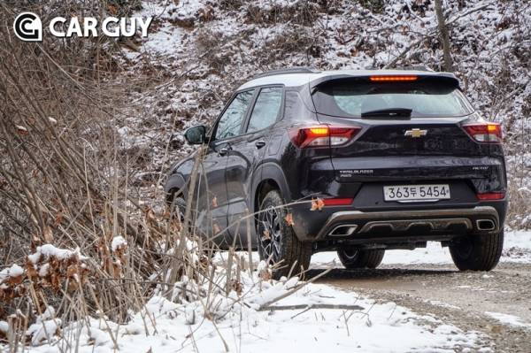 겨울철은 열선시트 이외에도 내배터리 소모가 커 관리가 필요하다