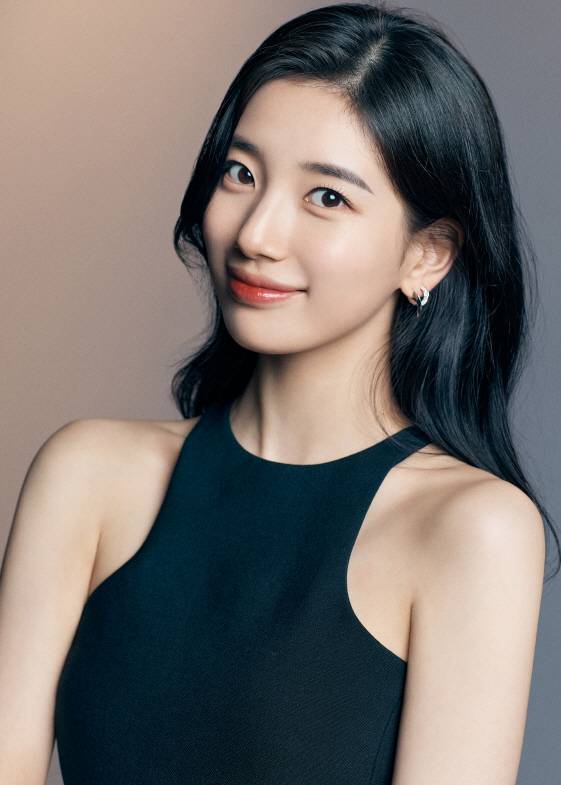 [단독]수지 "심장을 막 뛰게 한 '안나', 내게 '궁디 팡팡'하게 했다" [★FULL인터뷰]