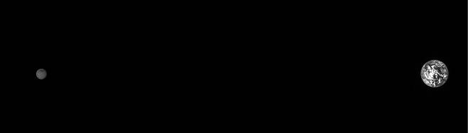 달 궤도선 다누리가 지난 8월26일 오후 2시 지구로부터 약 124만㎞ 거리에서 촬영한 지구(오른쪽)와 달의 모습. 과학기술정보통신부 제공