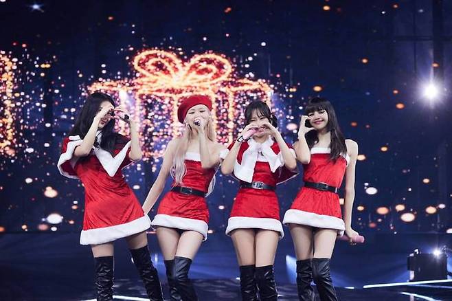 [서울=뉴시스] 블랙핑크. 2022.12.27. (사진 = YG엔터테인먼트 제공) photo@newsis.com *재판매 및 DB 금지