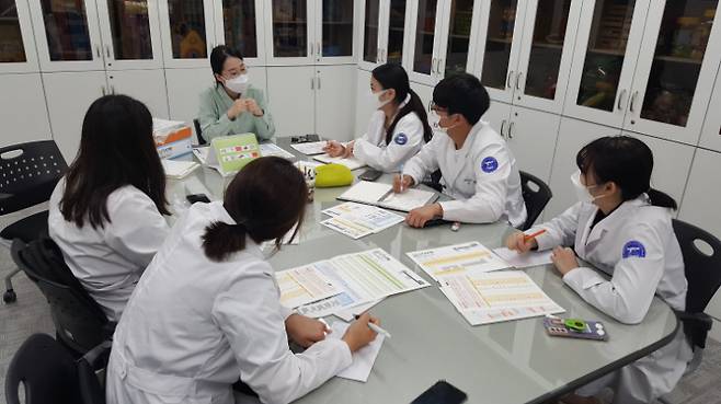 동신대 언어치료학과 언어평가도구 교육 실습사진. 동신대학교 제공