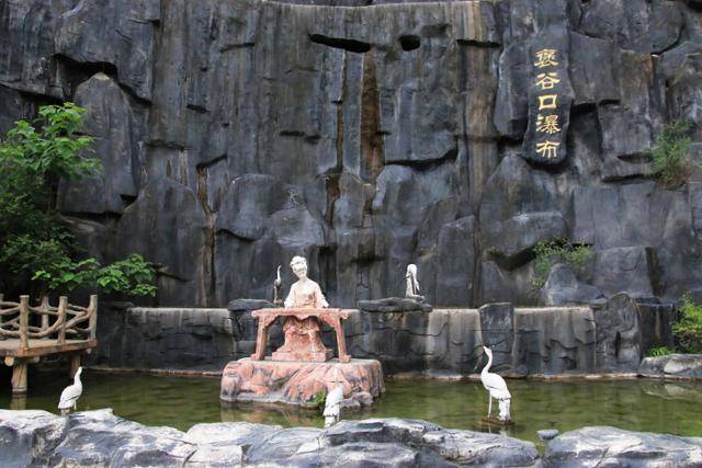 한중 포하의 석문잔도 포사. ⓒ최종명