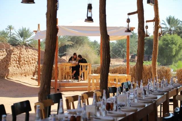 알울라 다단 유적지 인근에 있는 사우디 전통식당 ‘핑크 카멜’.