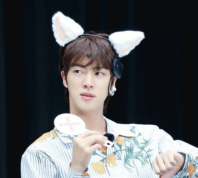 방탄소년단 진, '달방' 밝힌 러블리 김석진♥