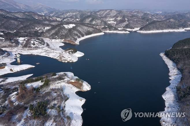 폭설에도 저수율 제자리 보이는 동복댐 [연합뉴스 자료사진]