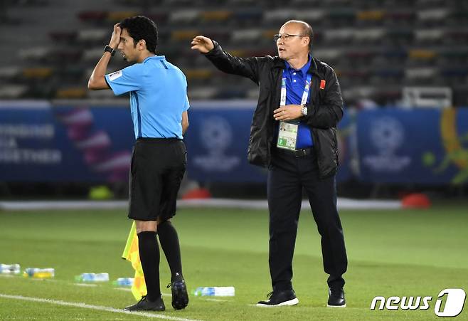 베트남 축구대표팀의 박항서 감독. ⓒ AFP=뉴스1