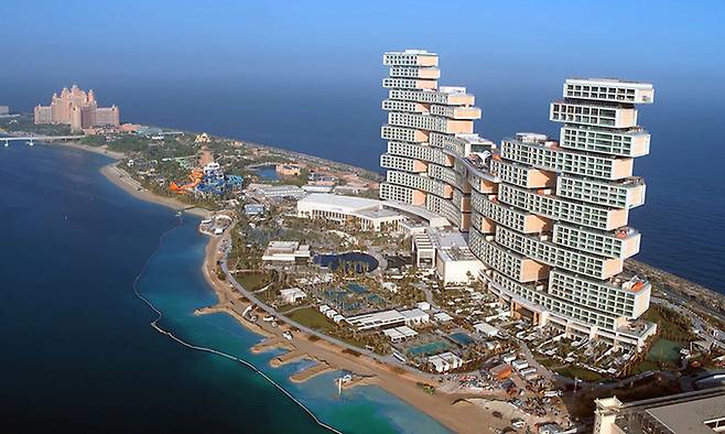 쌍용건설이 아랍에미리트 두바이에서 짓고 있는 ‘로얄 아틀란티스 리조트&레지던스’의 조감도. 쌍용건설 제공