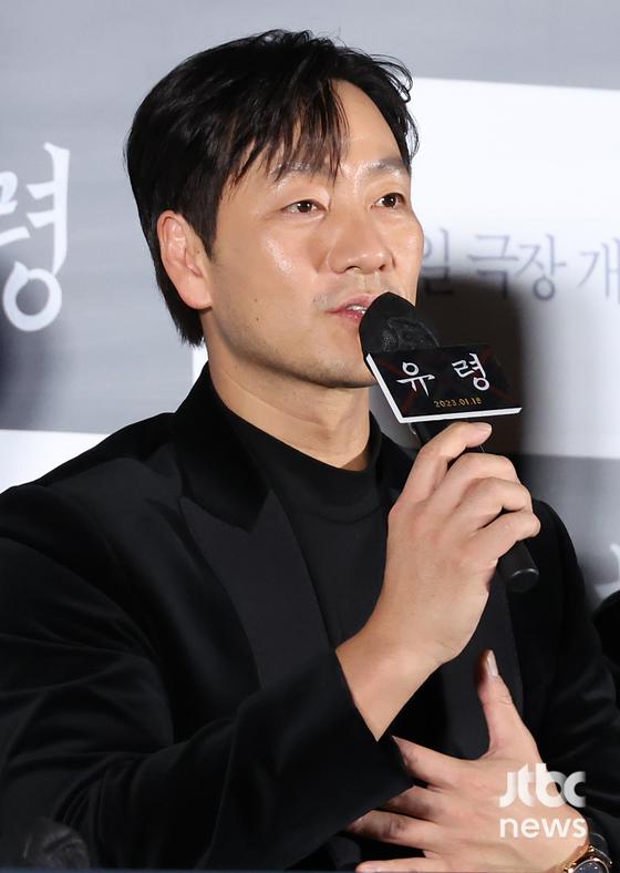 11일 오후 서울 용산구 CGV 용산아이파크몰점에서 영화 '유령' 언론시사회가 열렸다.  이해영 감독과 배우 설경구, 이하늬, 박소담, 박해수, 서현우가 참석했다.  박세완 엔터뉴스팀 기자 park.sewan@jtbc.co.kr (콘텐트비즈니스본부)