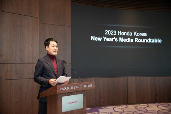 Honda Korea CEO Lee Ji-hong speaks during a press event on Wednesday in Gangnam District, southern Seoul. [HONDA KOREA]