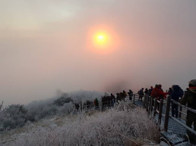 소백산 비로봉 일출 장면 (사진=소백산국립공원사무소 제공) *재판매 및 DB 금지