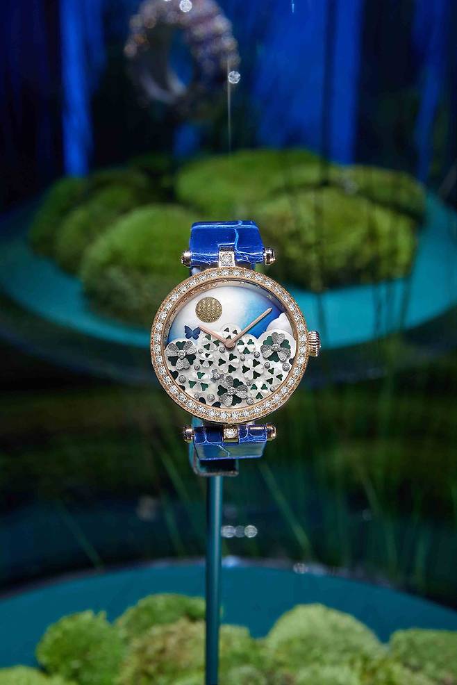 레이디 주르 뉘 데 플레르(Lady Jour Nuit des Fleurs) 워치(사진=Dongkyun Park)