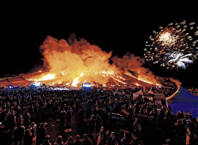 제주들불축제.[사진 제공 = 제주시]